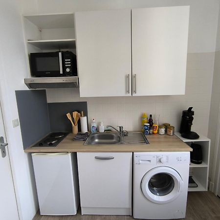 Le 3, Wifi, Parking, Centre Apartment Chateauroux Exterior photo